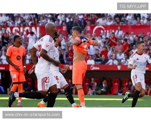 巴尔德边路助攻莱万 巴尔德边路助攻莱万